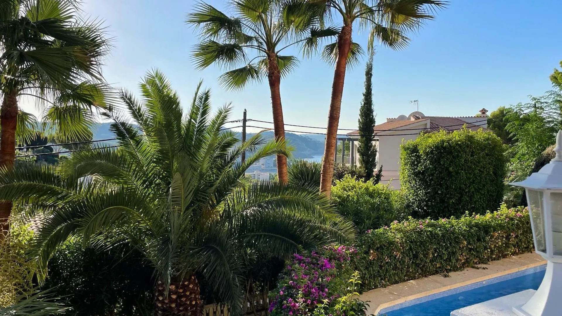 Exklusive Villa In Paguera Fuer Bis Zu 8 Personen, Mit Meerblick Und Pool Пагуэра